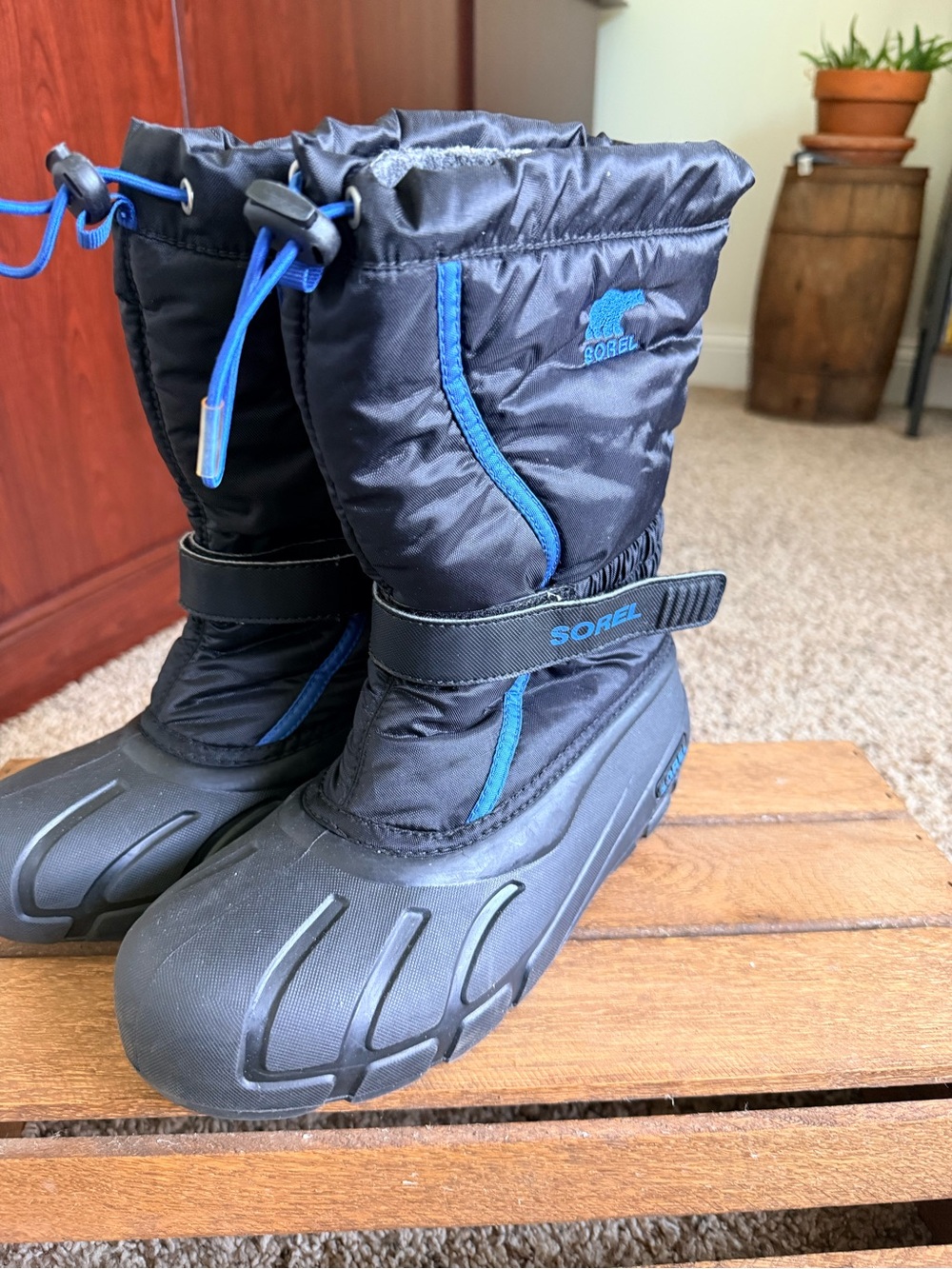 Sorel Kids Black and Blue Insulated Snow Boots